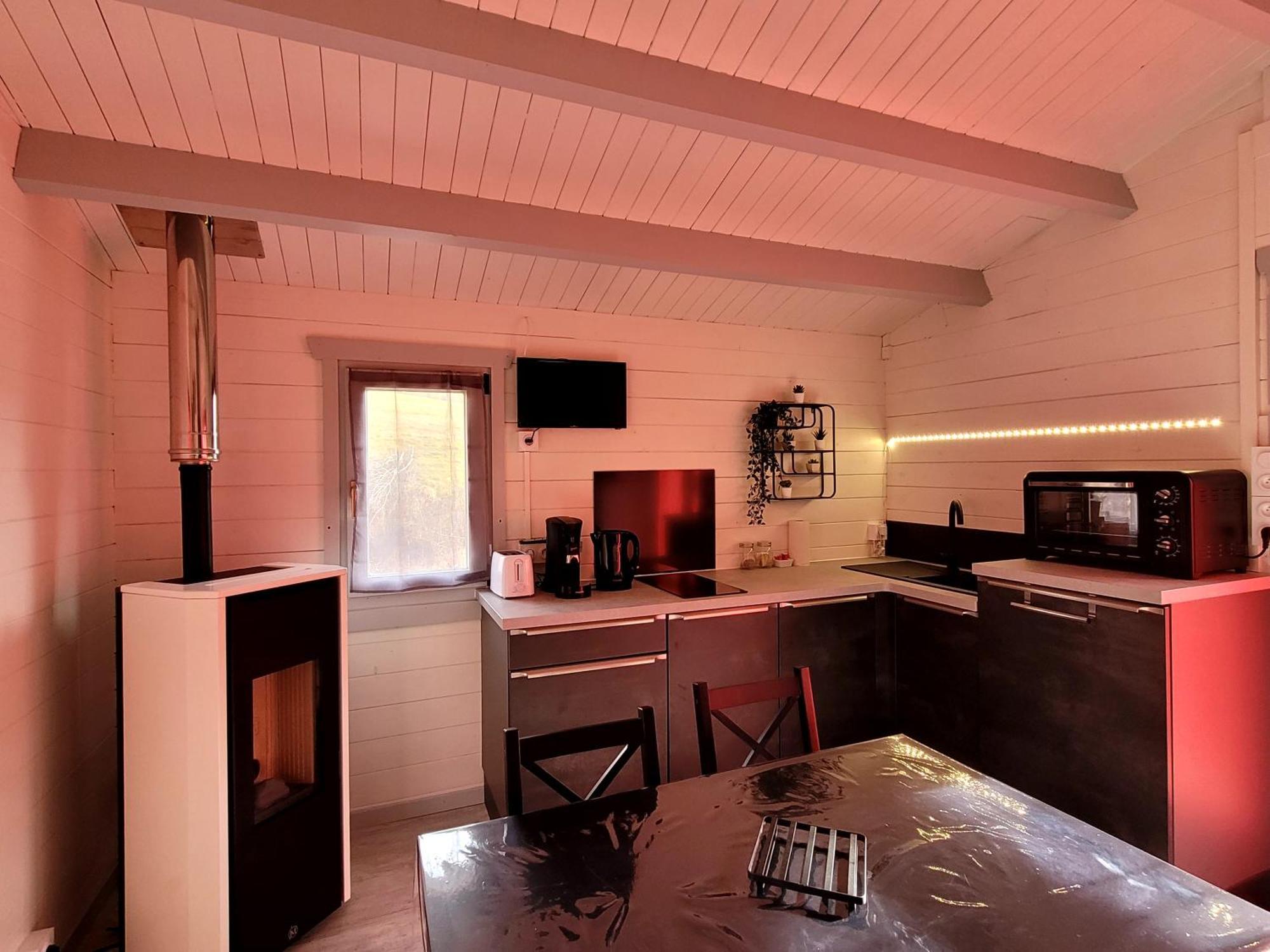 Les Chalets De Montorgueil Bedeilhac-et-Aynat Exterior photo